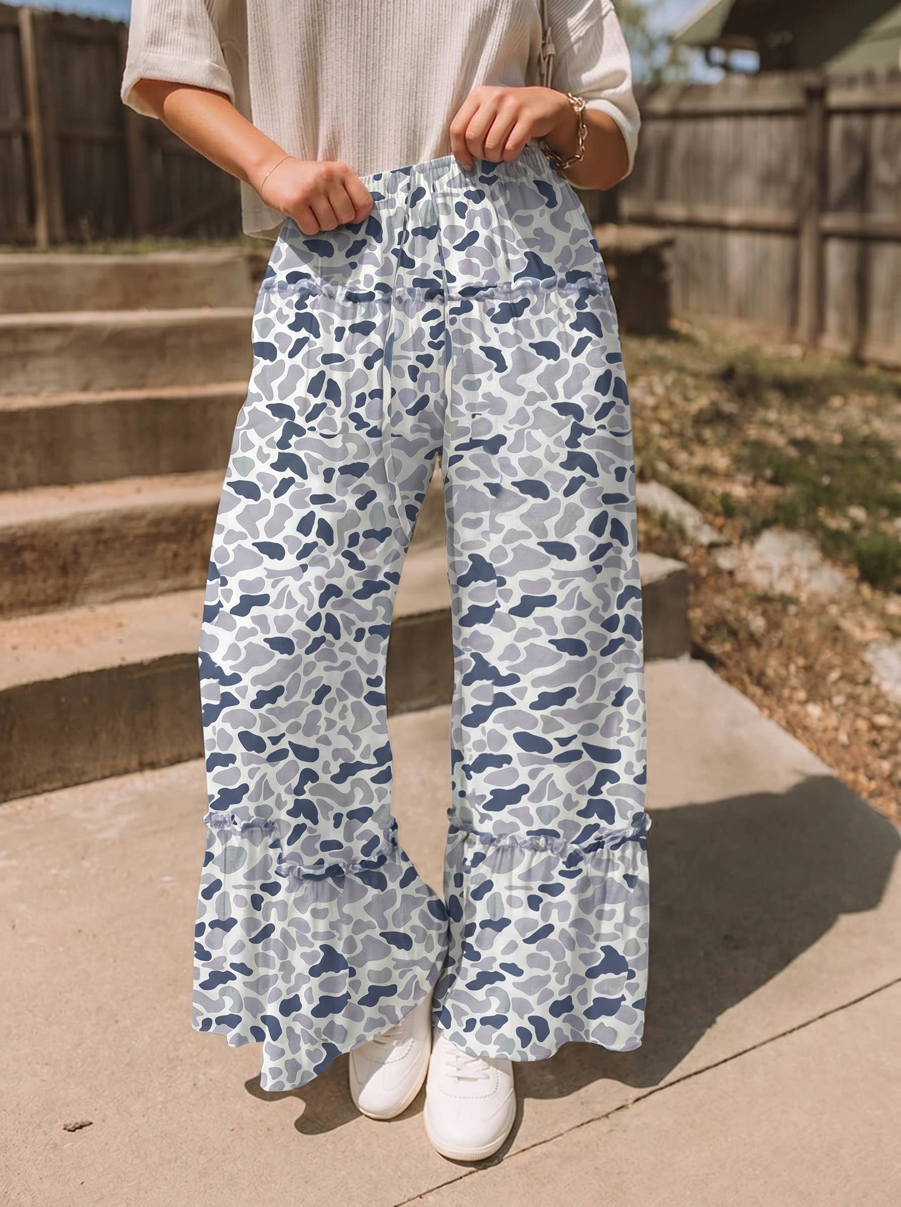 Western Leopard/camo Print Frilled Detail Drawstring Pants: Camo / L