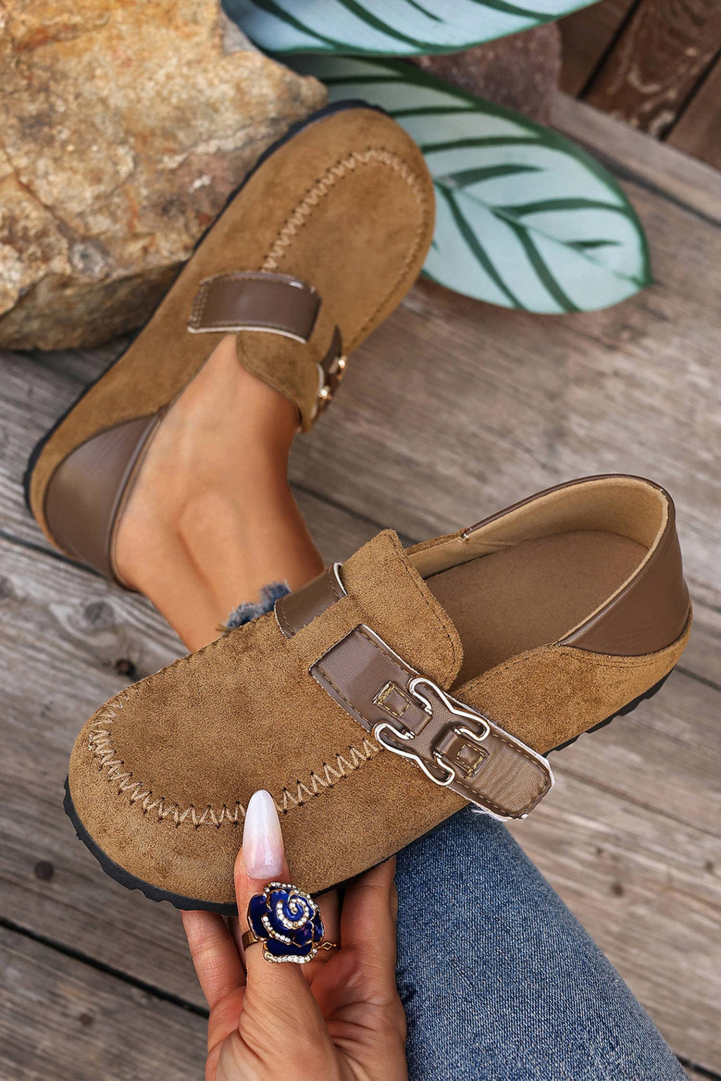 Faux Suede PU Leather Patchwork Retro Buckle Slip On Shoes: Khaki / 9.5(41)