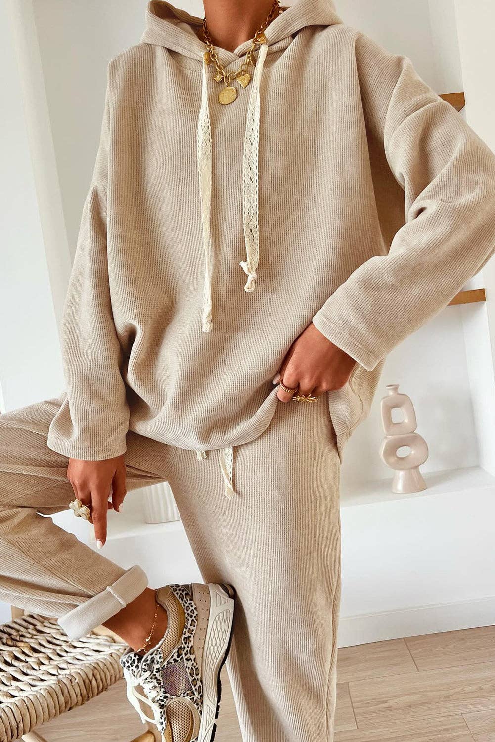 Parchment Leopard Drawstring Pullover Hoodie and High Waist Pants Corduroy Suit: Parchment / 42.5%Polyester+40%Viscose+16%Polyamide+1.5%Elastane / XL
