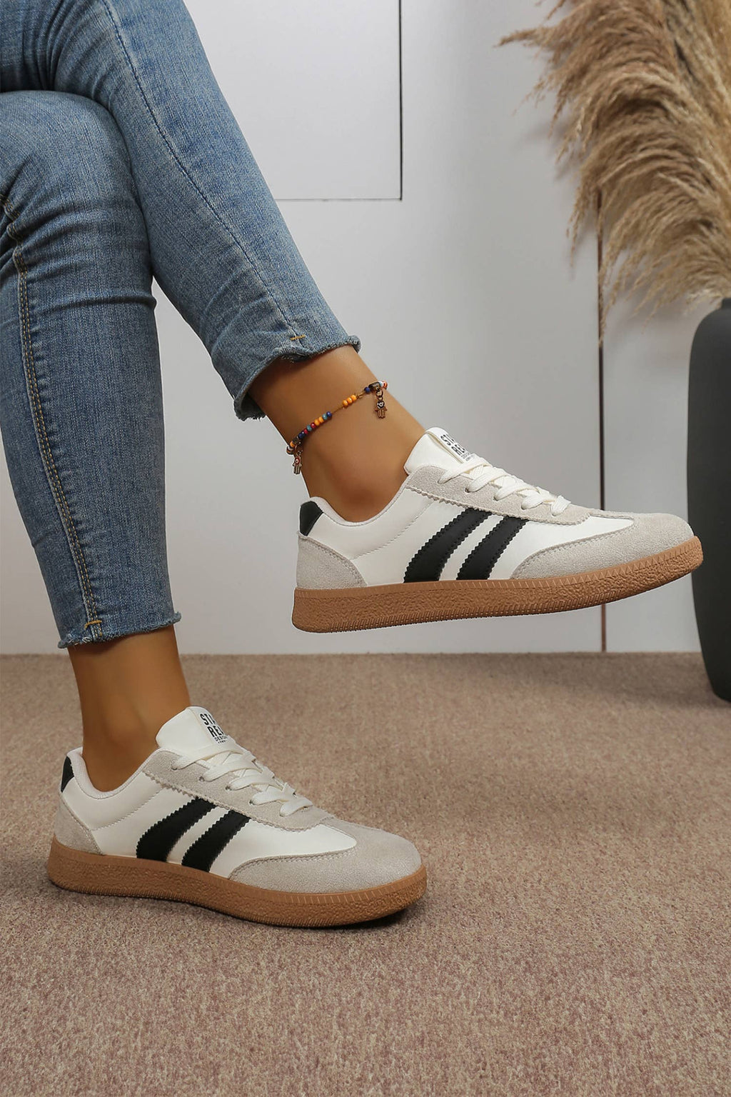 Varsity Color Block Patchwork PU Leather Lace Up Shoes: Ashleigh Blue / 8.5(40)