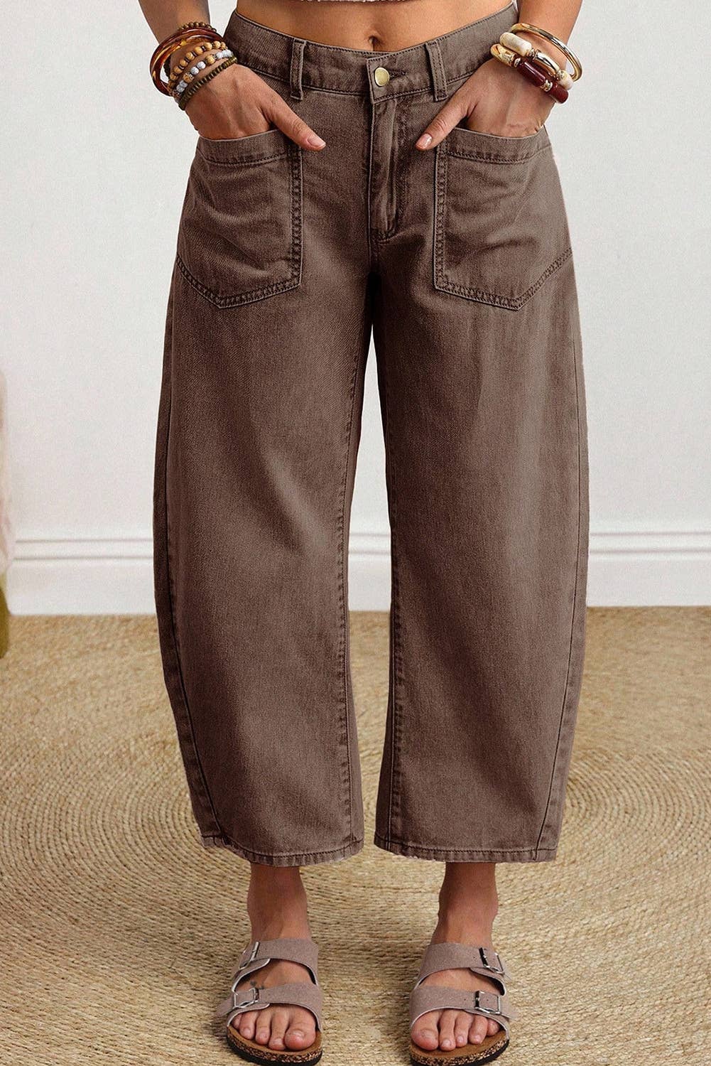 66 Solid Color Square Patch Pocket Ankle-length Barrel Jeans: Brown / 4