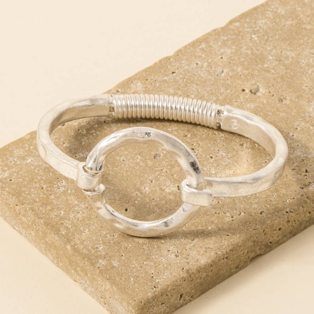 Hammered Circle Bangle Bracelet: WG