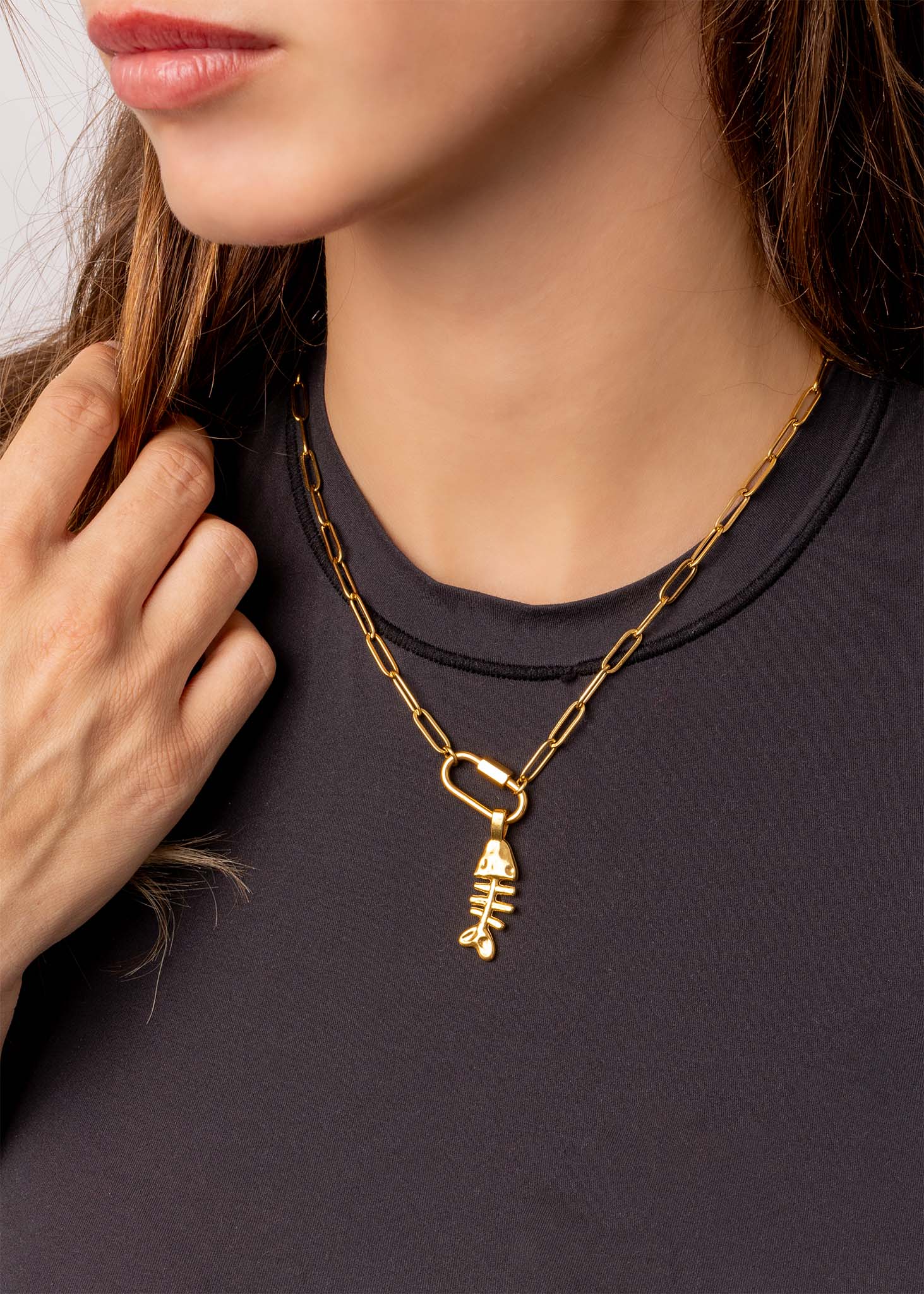 18K Gold PVD Paperclip Carabiner Necklace: Gold / 16+2"