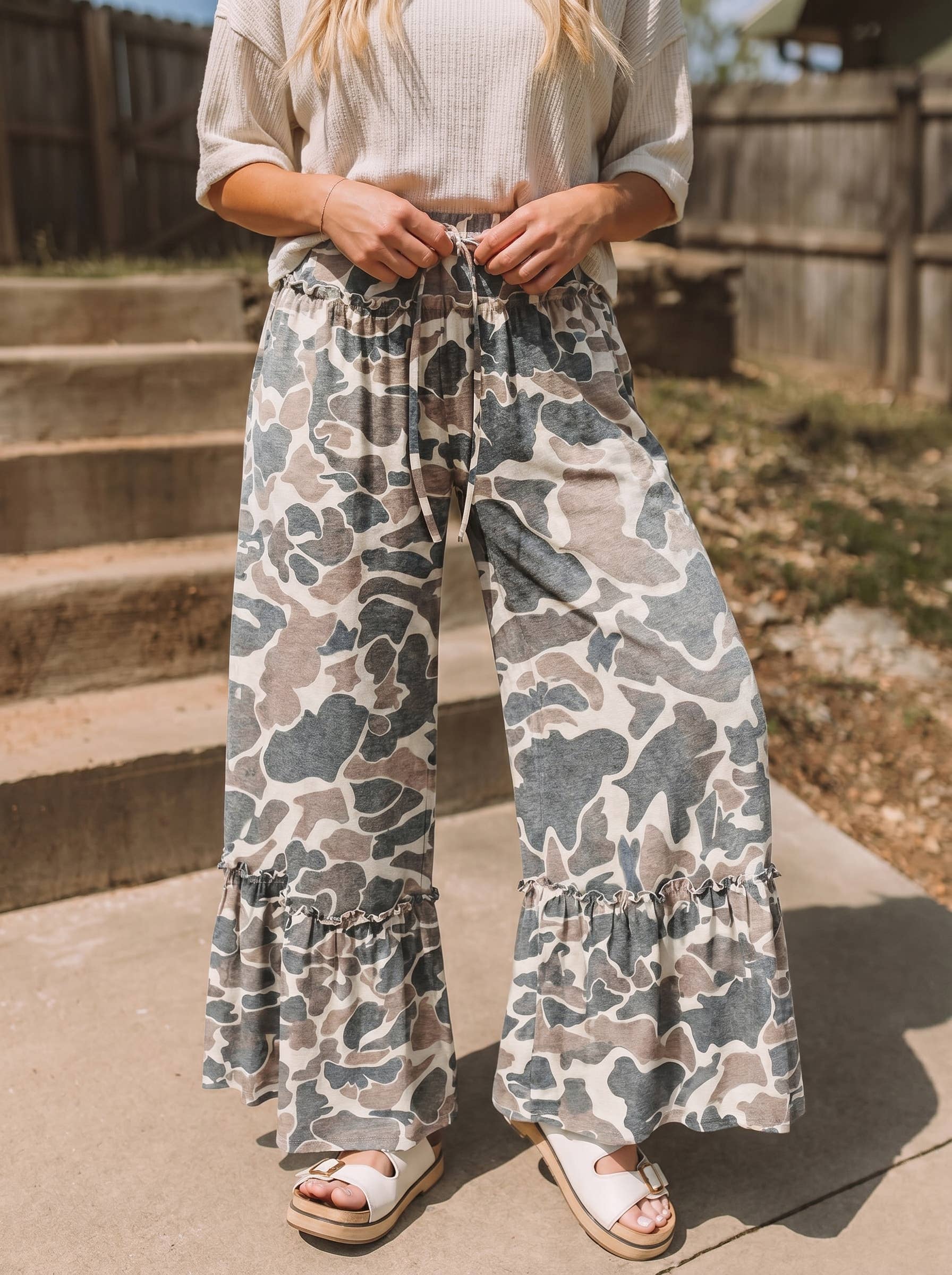 Western Leopard/camo Print Frilled Detail Drawstring Pants: Camo / L