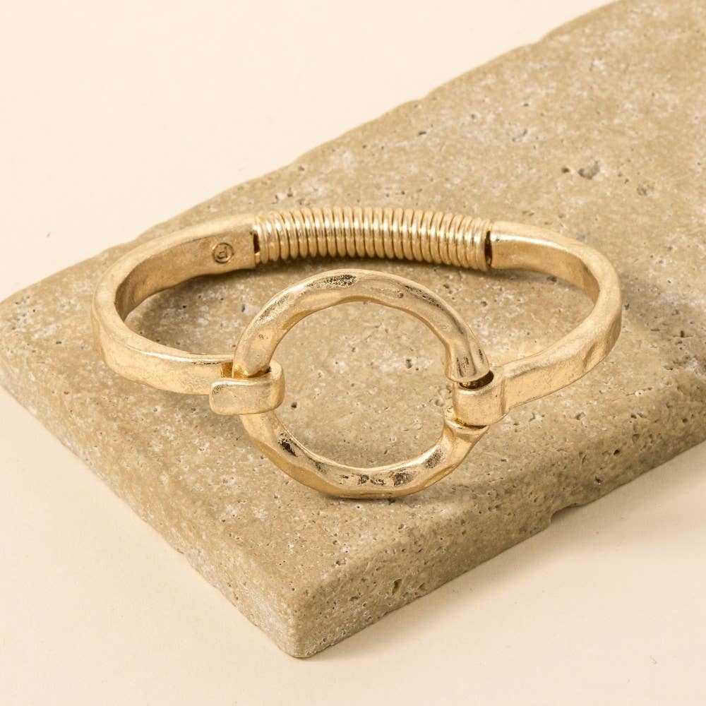 Hammered Circle Bangle Bracelet: WG