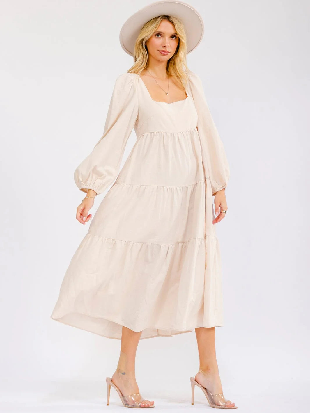 Women's Long Sleeve Square Neck Front Pockets Tiered Maxi Dress Oatmeal