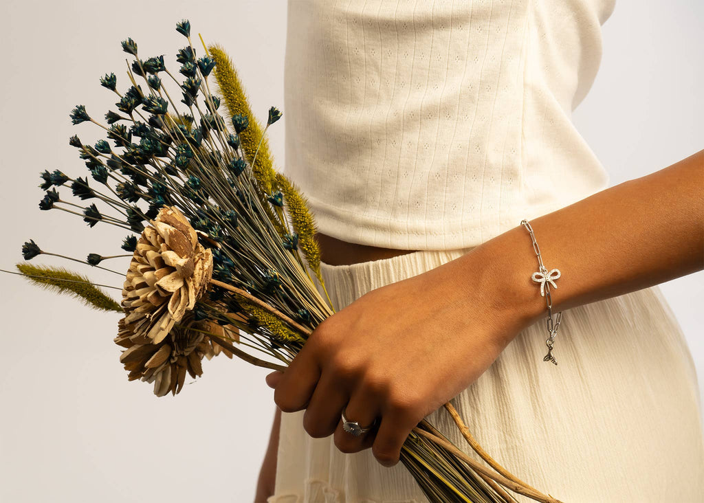 Stainless Steel Paperclip Chain Bracelet: Stainless / 7"