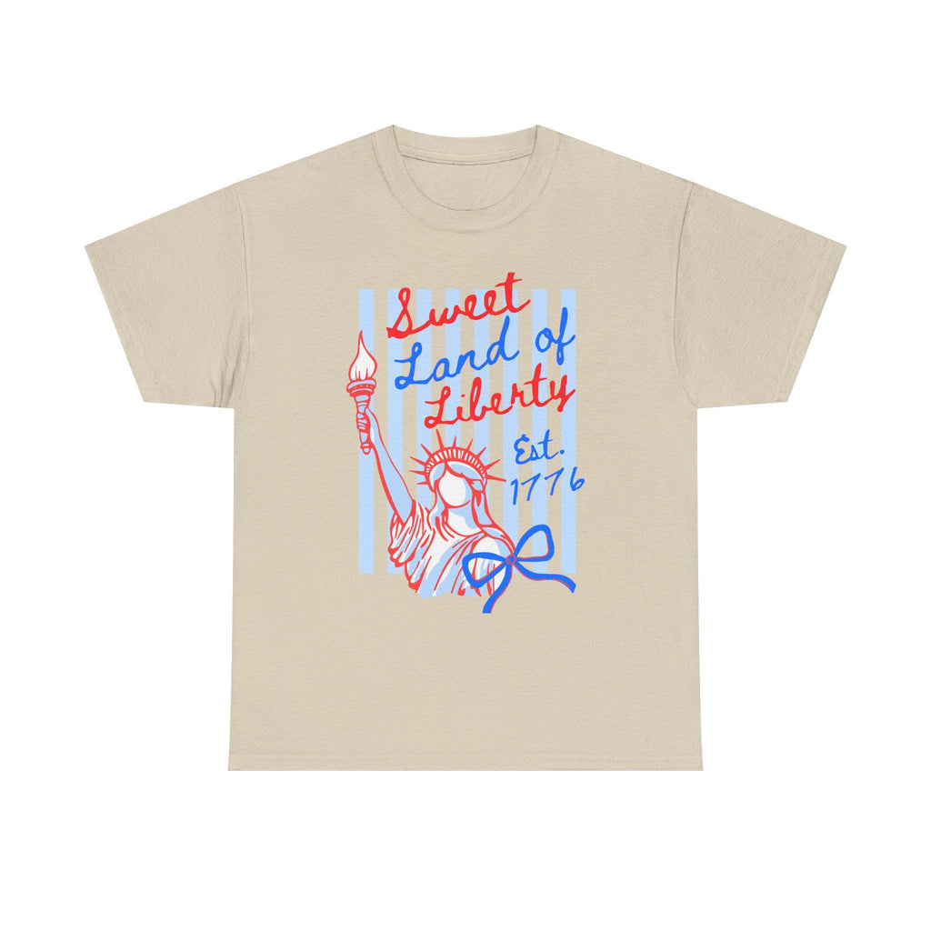 Statue of Liberty T-Shirt | Vintage Patriotic 4th of July Tee