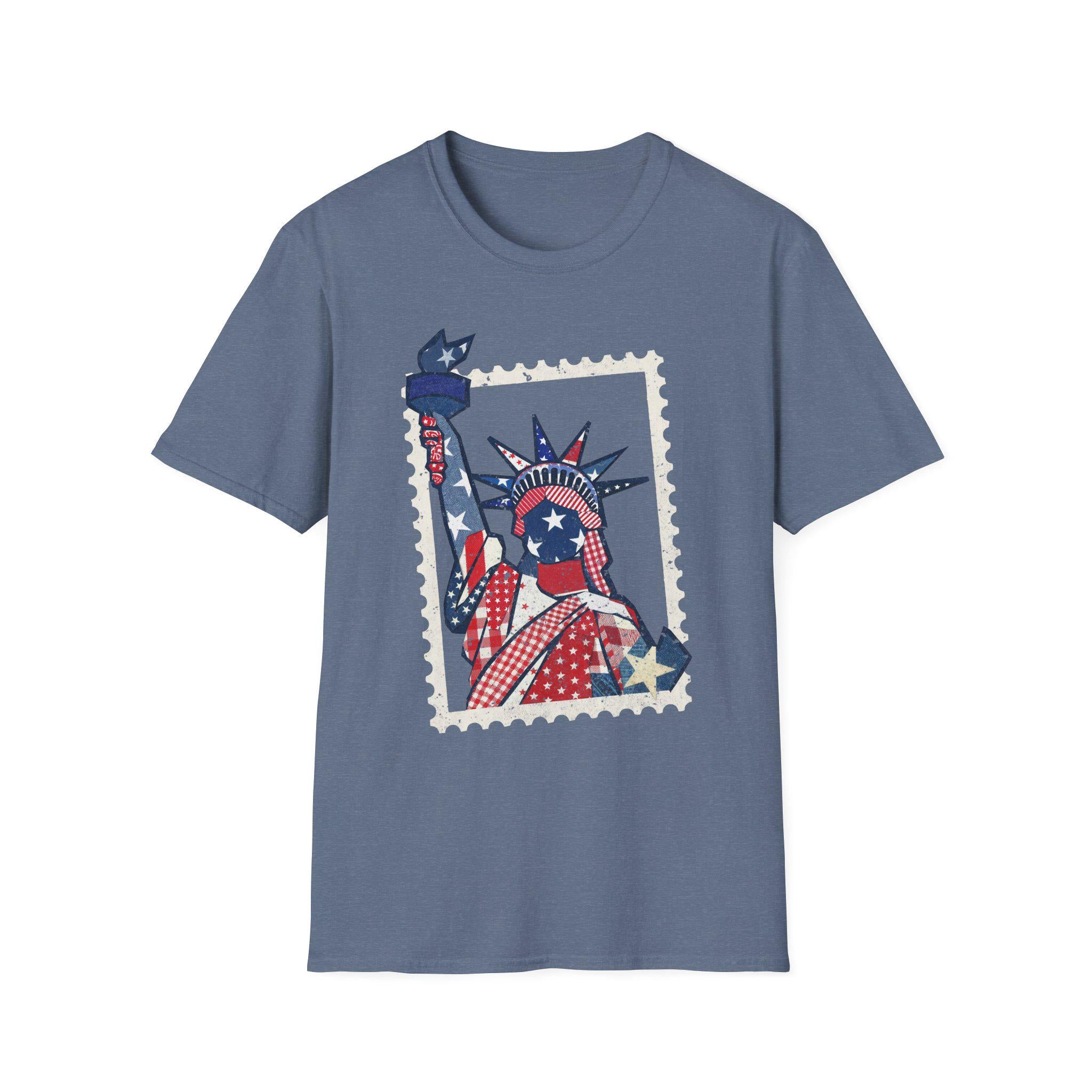 Patriotic Statue of Liberty Illustration T-Shirt | American Flag Graphic