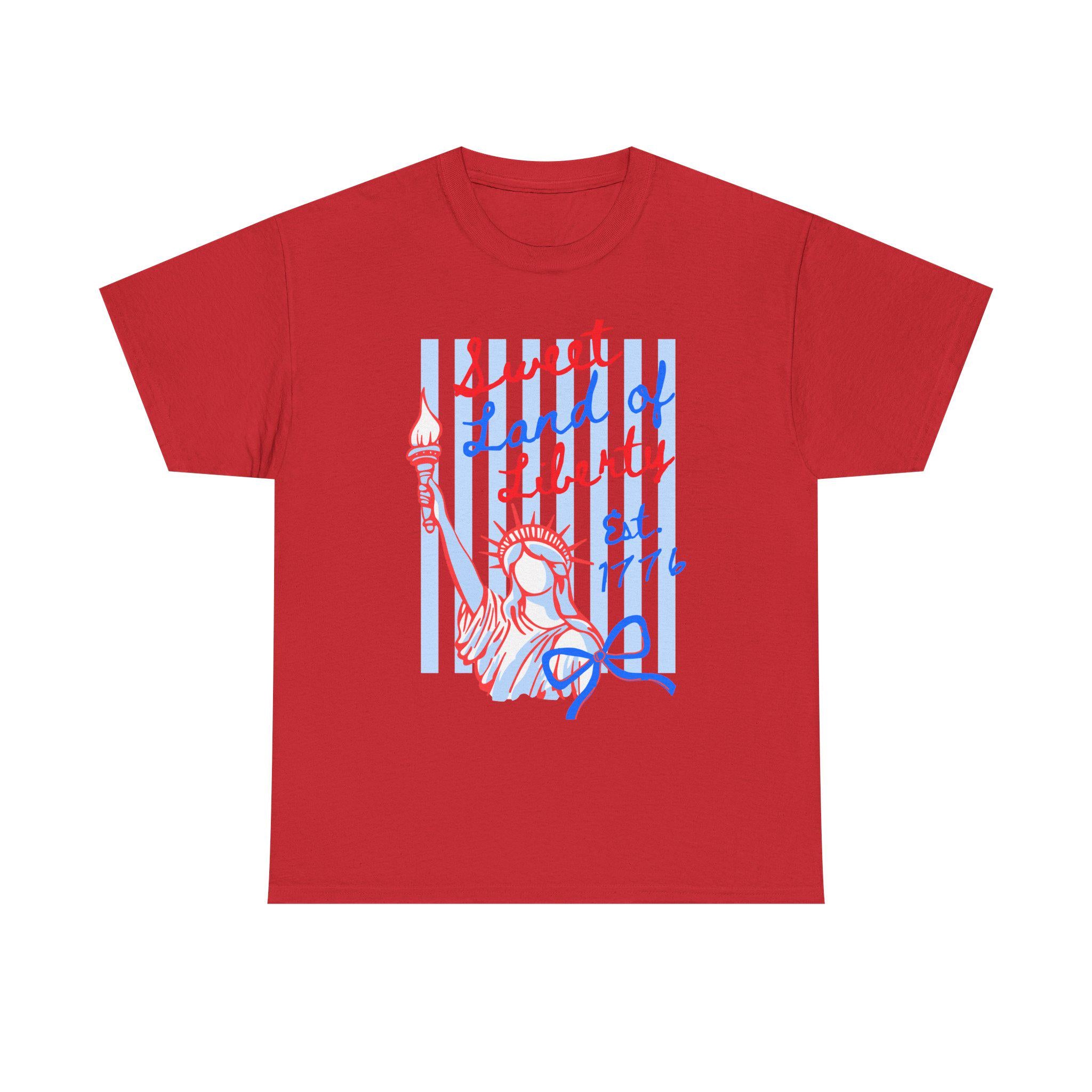 Statue of Liberty T-Shirt | Vintage Patriotic 4th of July Tee