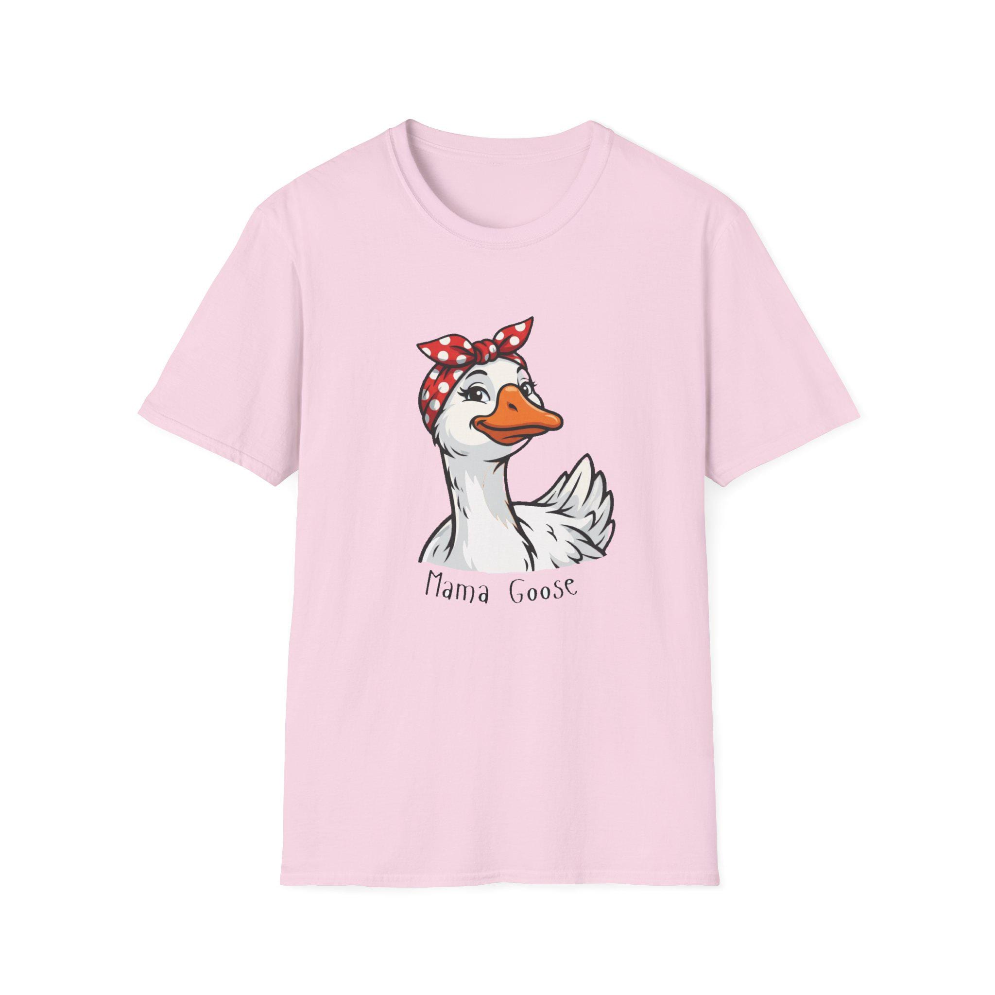 Mama Goose T-Shirt | Retro Bandana Goose Illustration Tee