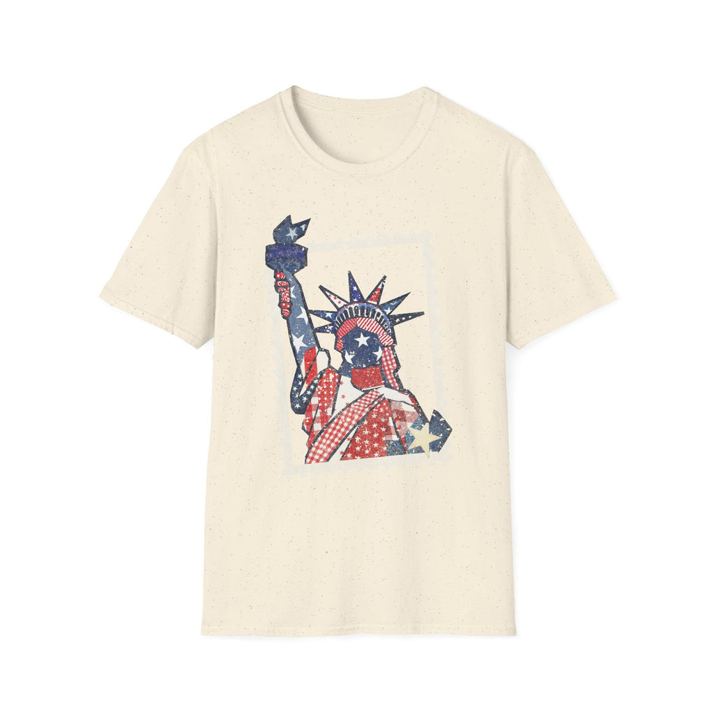 Patriotic Statue of Liberty Illustration T-Shirt | American Flag Graphic